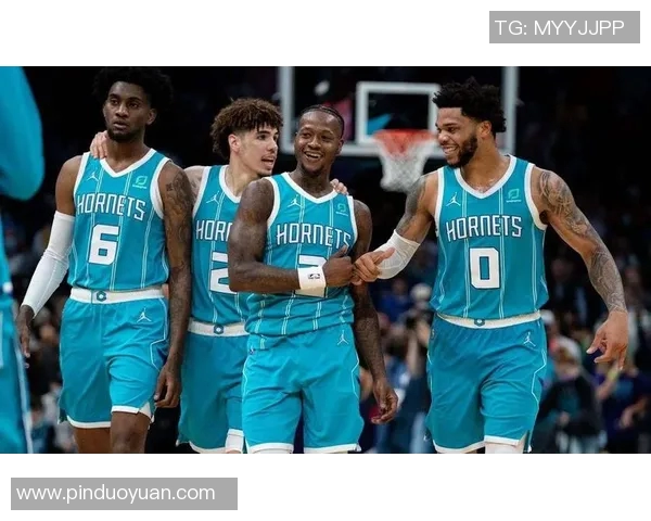 国王队与黄蜂队精彩对决现场直播全程回顾与精彩瞬间解析 国王队与黄蜂队精彩对决现场直播全程回顾与精彩瞬间解析